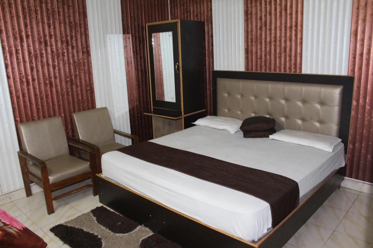 Hotel Ashok Харидвар Экстерьер фото